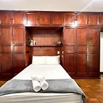 Casa Em Copacabana - 2 Suites E Garagem