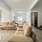 Casa Em Copacabana - 2 Suites E Garagem